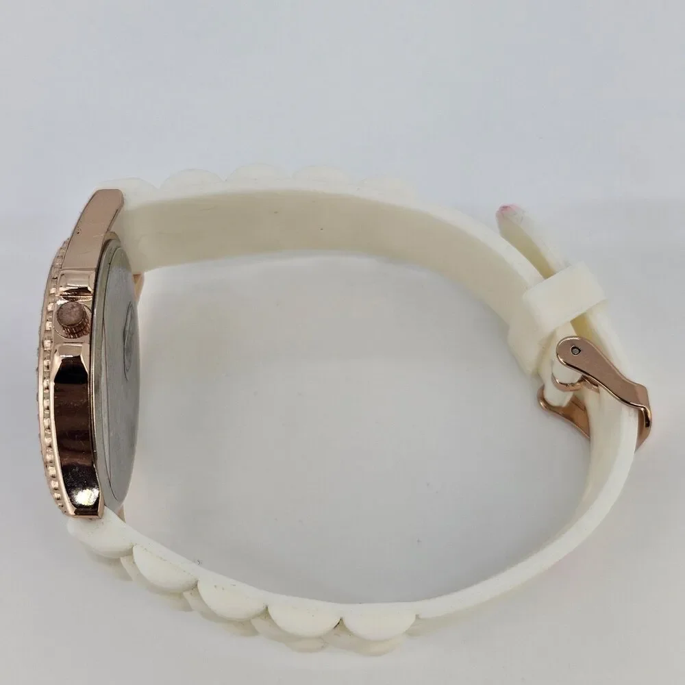 Hearts Dial‎ Women's Watch 38MM Gold Bezel White Plastic Bands New Battery